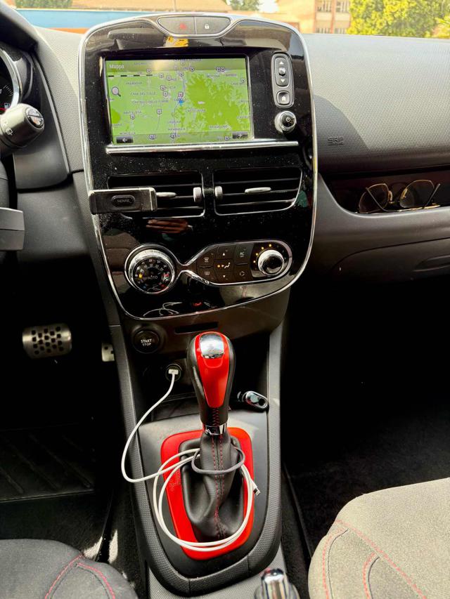 RENAULT Clio usata, con Sistema di navigazione