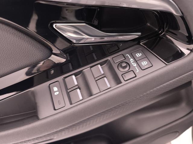 LAND ROVER Range Rover Evoque usata, con Sedile posteriore sdoppiato