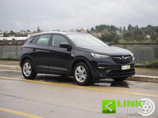 OPEL Grandland X usata, con Park Distance Control