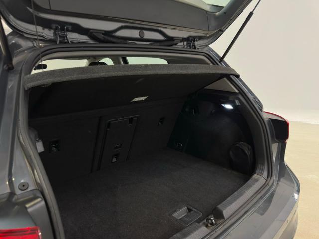 VOLKSWAGEN Golf usata, con Controllo trazione