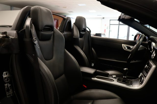 MERCEDES-BENZ SLK 200 usata, con Controllo automatico clima