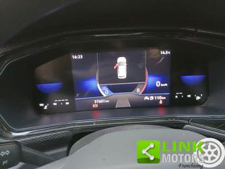 VOLKSWAGEN T-Cross usata 21