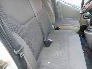 OPEL Vivaro usata, con Autoradio