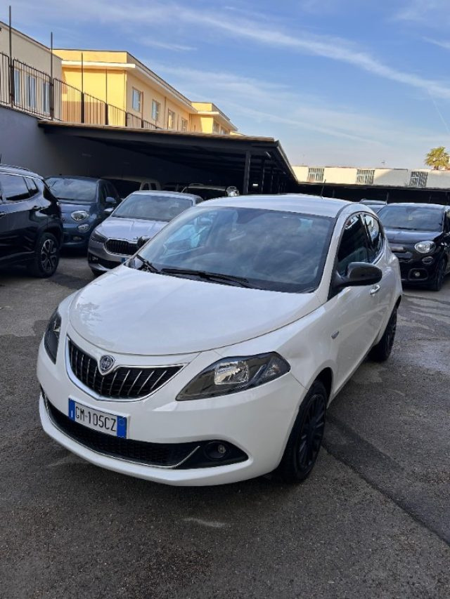 LANCIA Ypsilon usata, con ABS