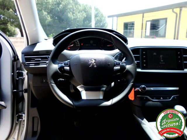 PEUGEOT 308 usata, con Fendinebbia