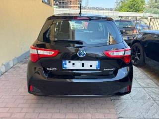 TOYOTA Yaris usata, con Autoradio
