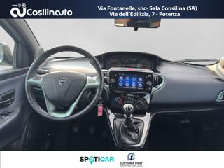 LANCIA Ypsilon usata, con ESP
