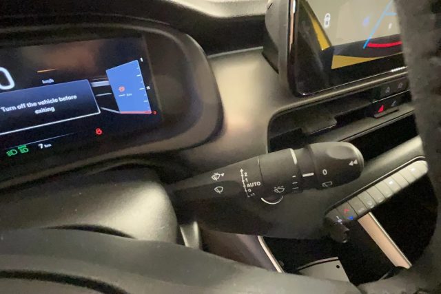 JEEP Avenger usata, con Specchietti laterali elettrici