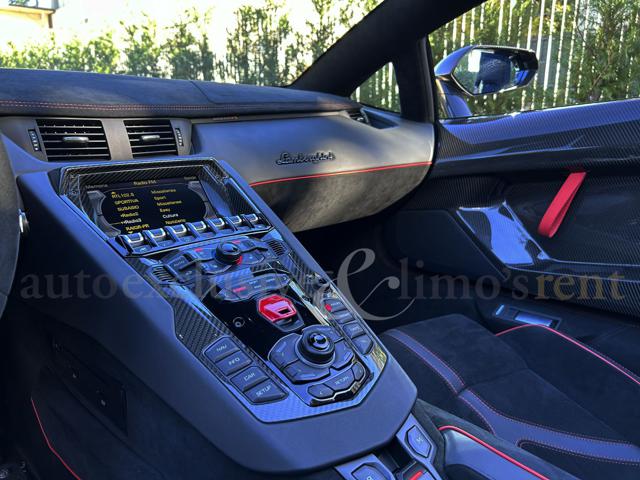 LAMBORGHINI Aventador usata 8
