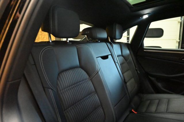 PORSCHE Macan usata 34