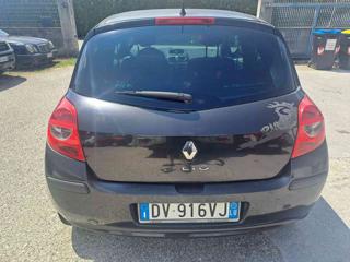 RENAULT Clio usata, con Specchietti laterali elettrici