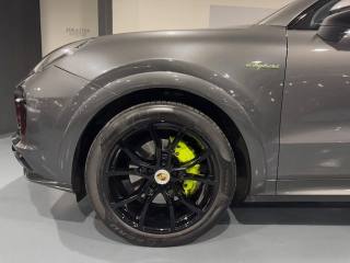 PORSCHE Cayenne usata, con Sedile posteriore sdoppiato