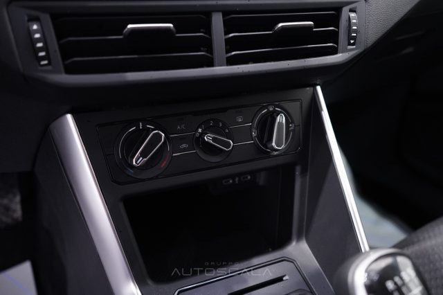 VOLKSWAGEN Taigo usata, con Bluetooth