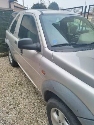 LAND ROVER Freelander usata, con Specchietti laterali elettrici