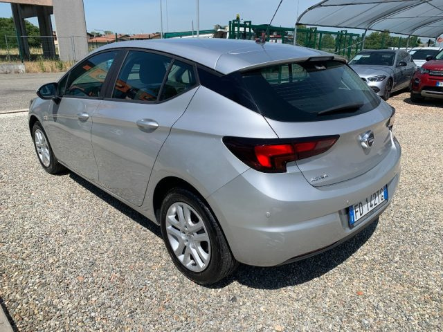 OPEL Astra usata, con Boardcomputer