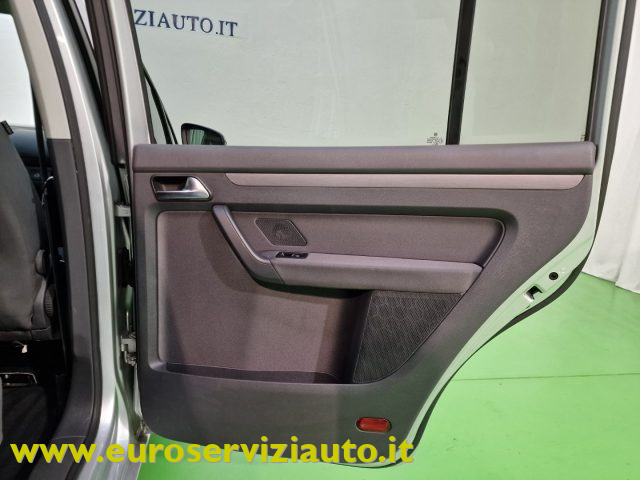 VOLKSWAGEN Touran usata 46