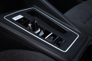 VOLKSWAGEN Golf usata, con ESP