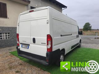 PEUGEOT Boxer usata, con Autoradio