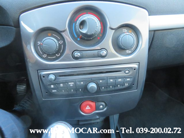 RENAULT Clio usata, con Volante multifunzione