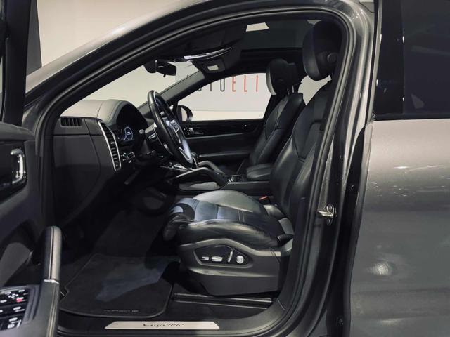 PORSCHE Cayenne usata, con Volante in pelle