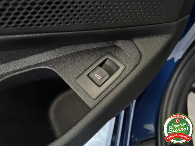 BMW 318 usata, con USB
