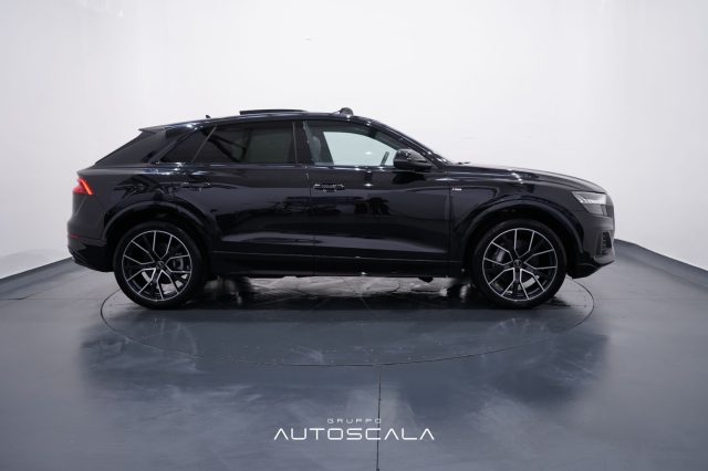 AUDI Q8 usata, con Cerchi in lega