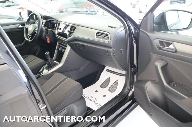 VOLKSWAGEN T-Roc usata, con Sensori di parcheggio anteriori