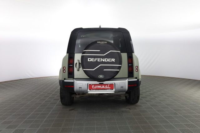 LAND ROVER Defender usata 4