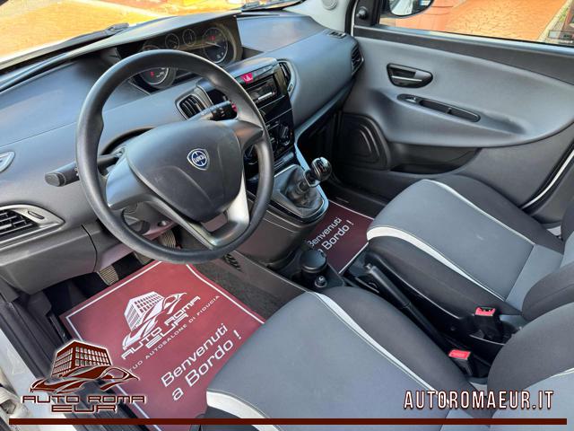 LANCIA Ypsilon usata, con Fendinebbia