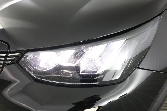 PEUGEOT 2008 usata 7