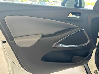 OPEL Crossland X usata, con MP3