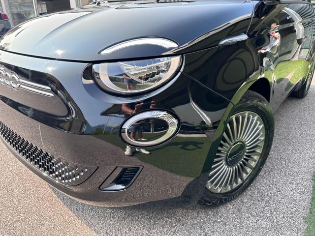FIAT 500e usata, con Autoradio