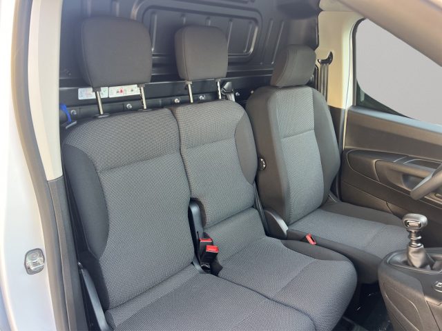 OPEL Combo usata, con Sensore di pioggia