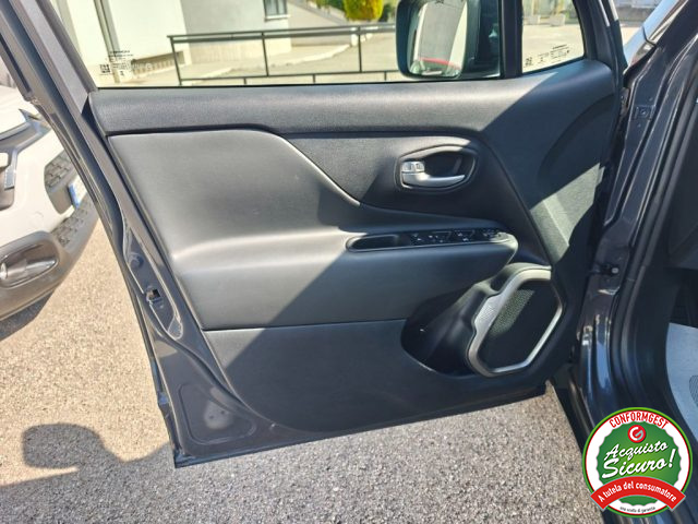 JEEP Renegade usata, con Autoradio