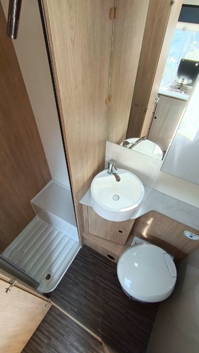 CI INTERNATIONAL usata 8