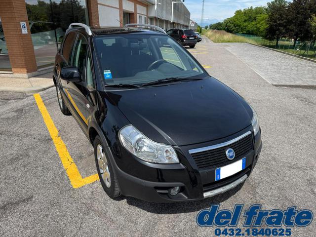 FIAT Sedici usata, con Cerchi in lega
