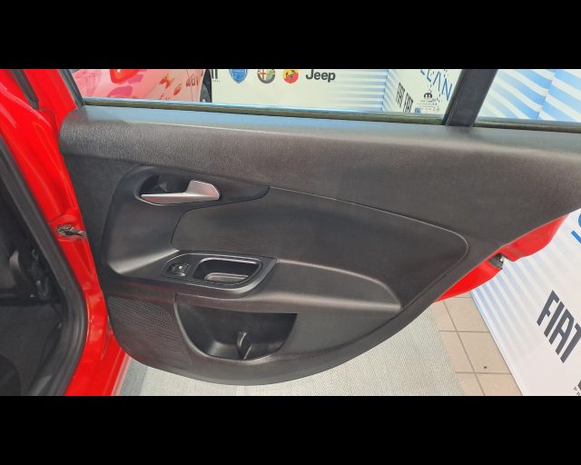 FIAT Tipo usata, con Autoradio digitale