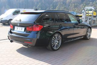 BMW 330 usata, con Boardcomputer