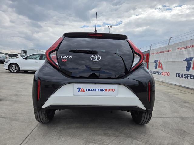 TOYOTA Aygo X usata, con Autoradio