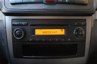 MERCEDES-BENZ Viano usata, con Bracciolo