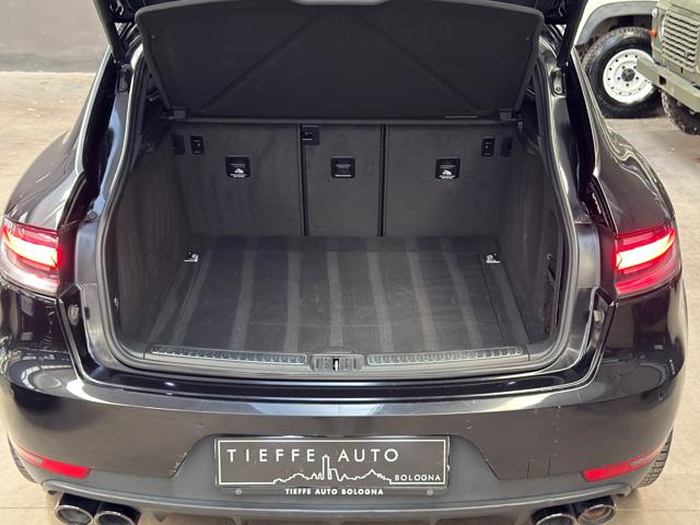 PORSCHE Macan usata, con Volante in pelle