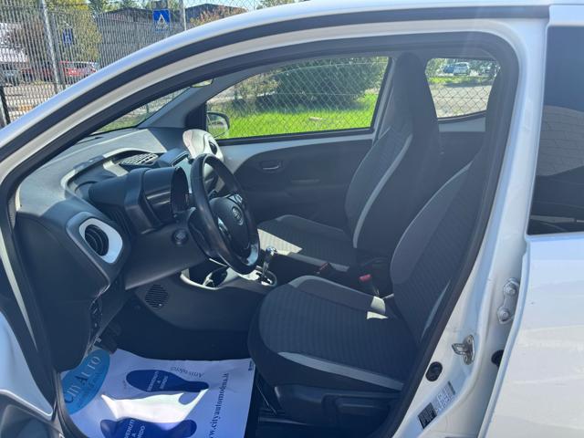 TOYOTA Aygo usata, con Airbag Passeggero