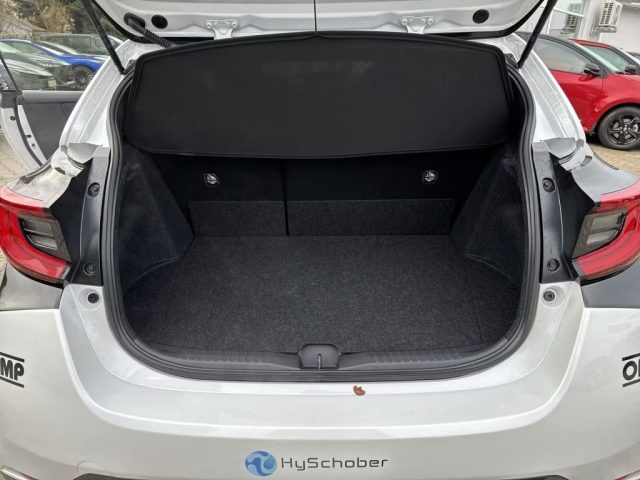 TOYOTA Yaris usata, con Interni in pelle