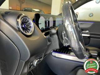 MERCEDES-BENZ GLB 180 usata, con Climatizzatore