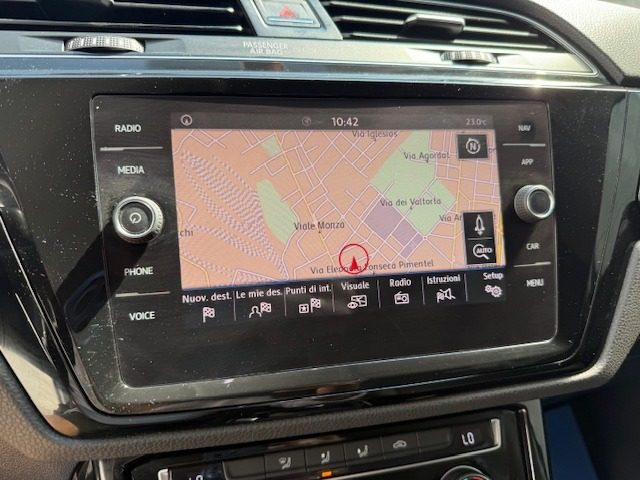 VOLKSWAGEN Touran usata, con Sistema di navigazione