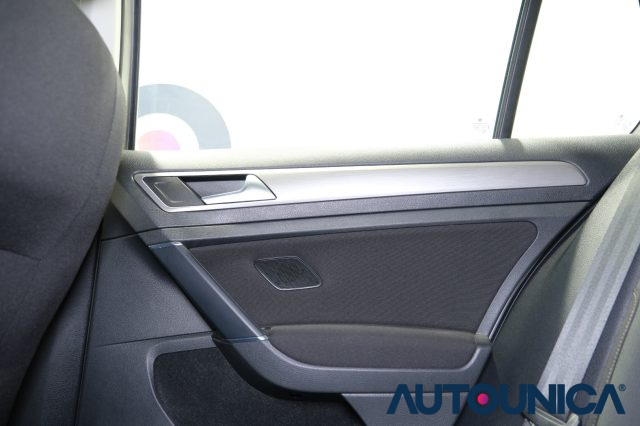VOLKSWAGEN Golf usata 36