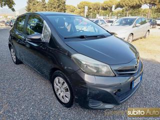 TOYOTA Yaris usata, con Airbag laterali