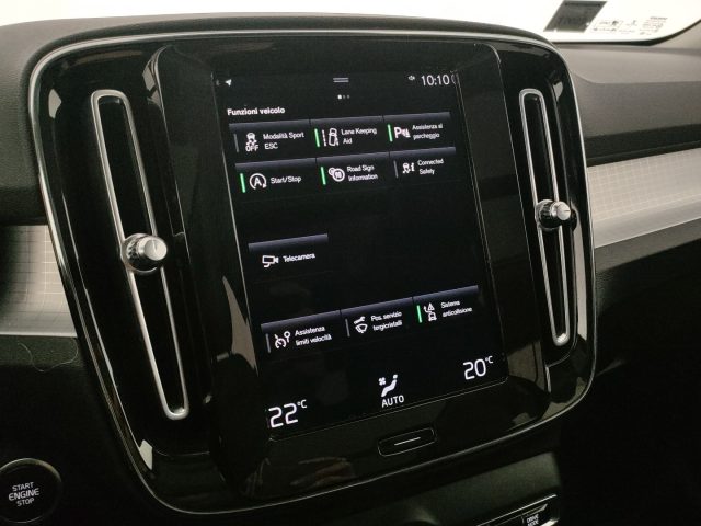 VOLVO XC40 usata, con Sistema di navigazione