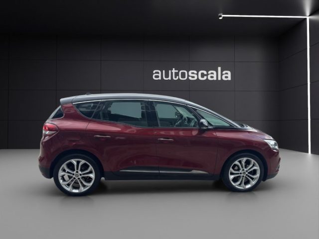 RENAULT Scenic usata, con Chiusura centralizzata