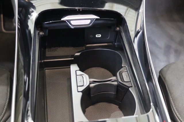 MERCEDES-BENZ C 220 usata 27